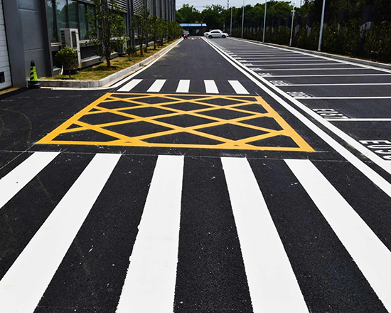 廠區道路劃線