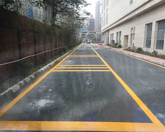 小區內停車位劃線